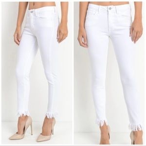 BLANKNYC Ankle Skinny Jeans Hemline Frayed white stretch low-rise size 25